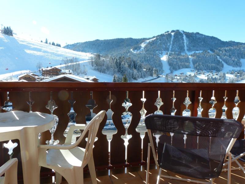 Location au ski Studio cabine 5 personnes (25) - Résidence Biblos - La Clusaz - Balcon