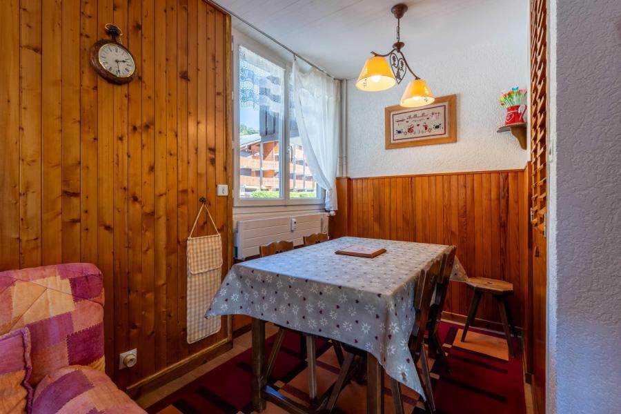 Ski verhuur Appartement 2 kamers 5 personen (BISO21) - Résidence Bison - La Clusaz - Woonkamer