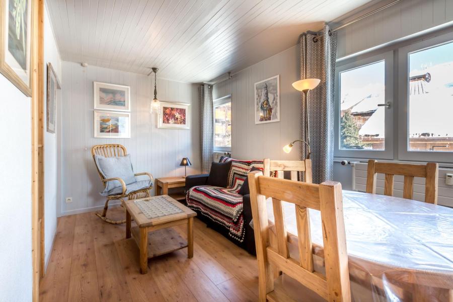 Ski verhuur Appartement 3 kamers 4 personen (BISO23) - Résidence Bison - La Clusaz - Woonkamer