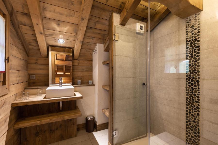 Rent in ski resort 5 room duplex chalet 8 people - Résidence Clafoutis - La Clusaz - Shower room