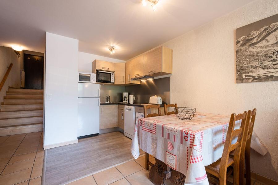 Wynajem na narty Apartament 2 pokojowy 4 osób (06) - Résidence Crystal - La Clusaz - Pokój gościnny