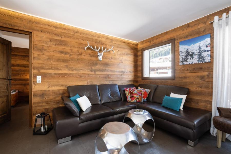 Rent in ski resort Résidence Flomatines - La Clusaz - Living room