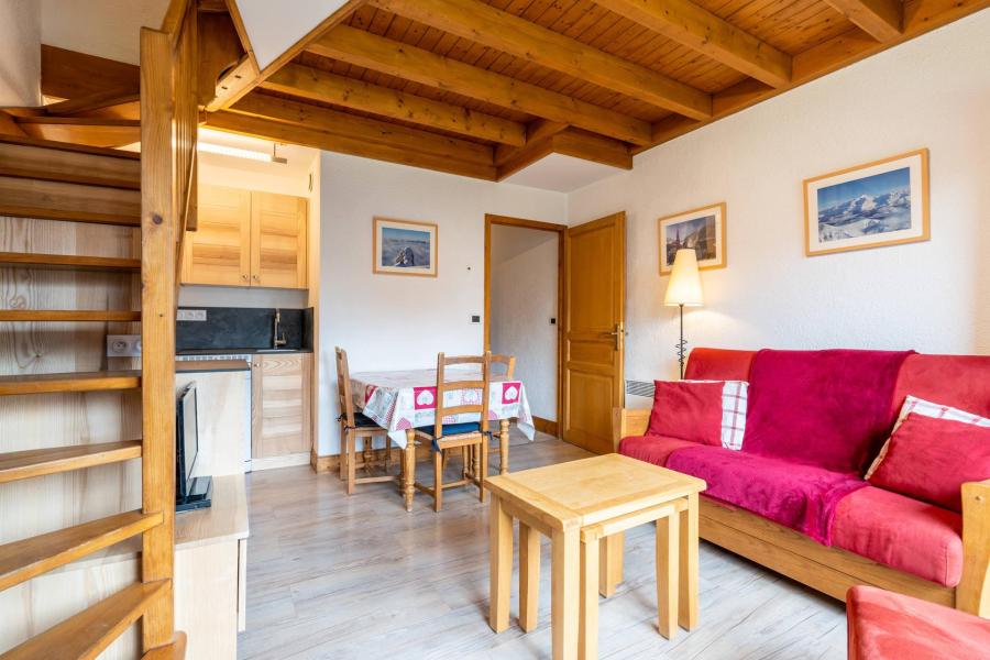 Rent in ski resort 4 room apartment sleeping corner 6 people (07) - Résidence Laurentides - La Clusaz - Living room