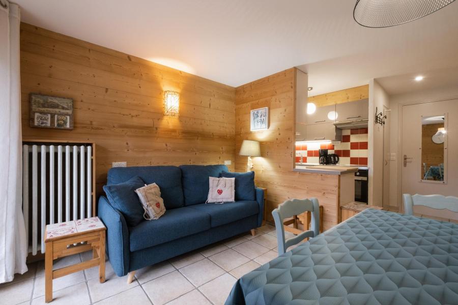 Ski verhuur Appartement 2 kamers bergnis 6 personen (01) - Résidence Muguet - La Clusaz - Woonkamer