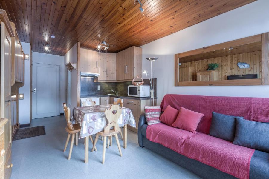 Ski verhuur Studio 4 personen (14) - Résidence Piscine - La Clusaz - Woonkamer