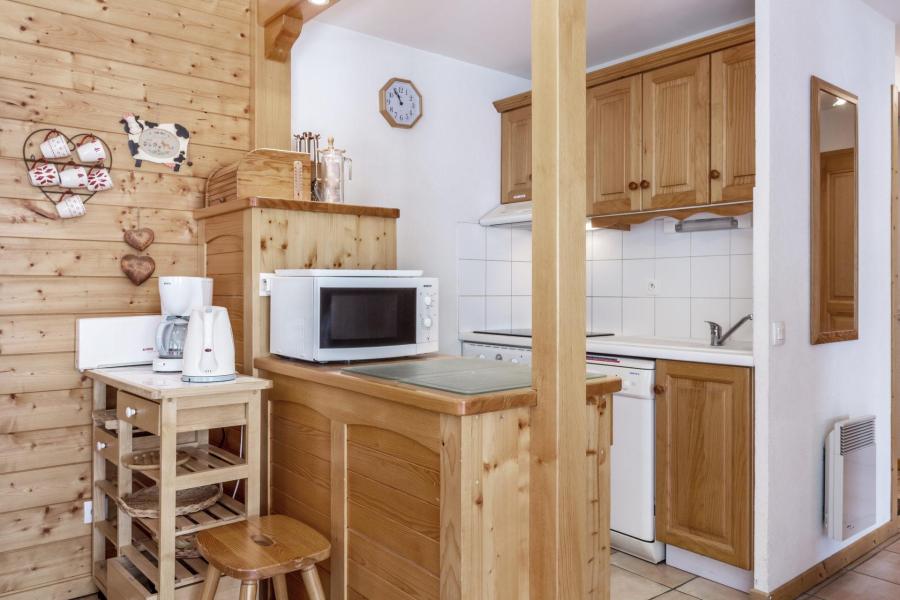 Rent in ski resort 3 room apartment cabin 6 people (BELAL4) - Résience Bel Alp - La Clusaz - Kitchen