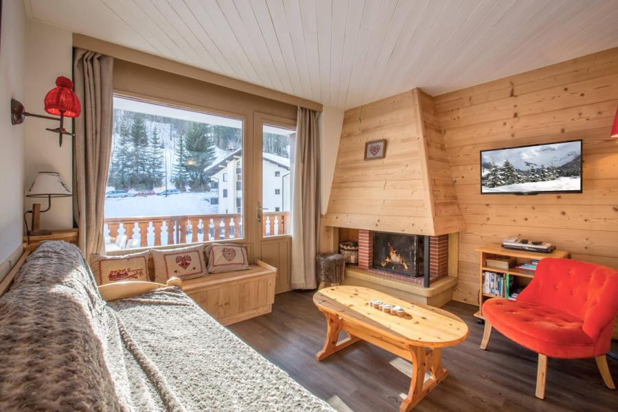 Ski verhuur Appartement 3 kamers bergnis 6 personen (29) - Week-End - La Clusaz - Woonkamer