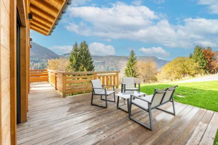 Rent in ski resort Chalet Juliette - La Clusaz - Terrace