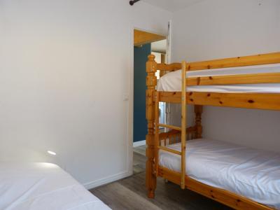 Alquiler al esquí Apartamento 2 piezas para 6 personas (11) - Escale Blanche - La Clusaz - Habitación abuhardillada