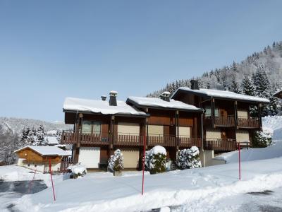 Urlaub in den Bergen ETALIERE - La Clusaz - Draußen im Winter