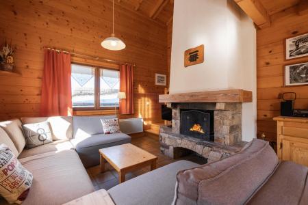 Rent in ski resort 6 room chalet 11 people (15) - Pistes Du Soleil 15 / Ichiban - La Clusaz - Living room