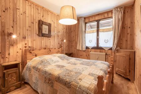 Ski verhuur Appartement 4 kamers mezzanine 8 personen (AIGLBS) - Résidence Aigles I - La Clusaz - Kamer