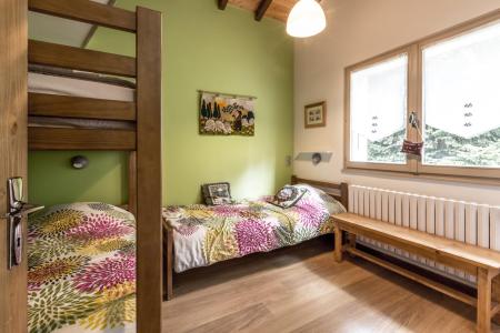 Skiverleih Wohnung 3 Mezzanine Zimmer 6 Leute (AUTAN3) - Résidence Autan - La Clusaz - Schlafzimmer