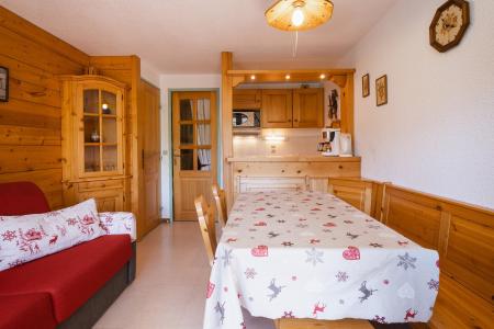 Skiverleih 2 Zimmer Appartement für 4-6 Personen (34) - Résidence Biblos - La Clusaz - Wohnzimmer