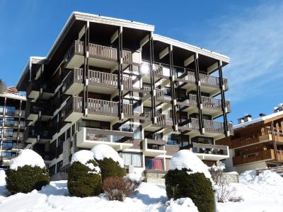 Location au ski Résidence Bison - La Clusaz - Extérieur hiver