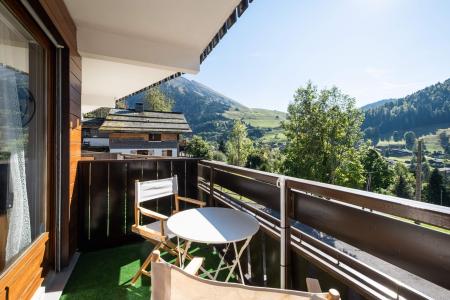 Rent in ski resort Studio 4 people (07) - Résidence Helianthes A - La Clusaz - Balcony