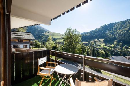 Rent in ski resort Studio 4 people (07) - Résidence Helianthes A - La Clusaz - Balcony