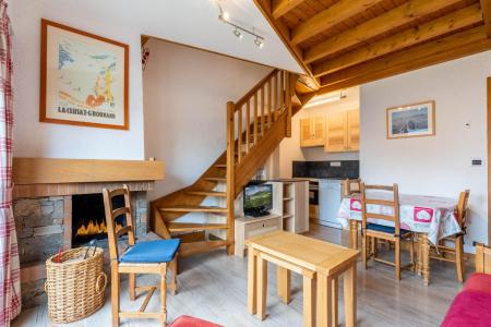 Ski verhuur Appartement 4 kamers bergnis 6 personen (07) - Résidence Laurentides - La Clusaz - Woonkamer