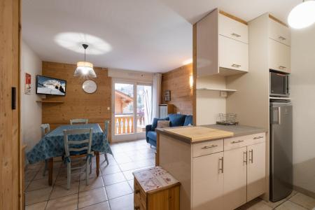 Ski verhuur Appartement 2 kamers bergnis 6 personen (01) - Résidence Muguet - La Clusaz - Keukenblok