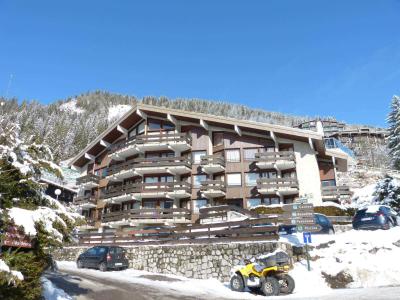 Location au ski Résidence Piscine - La Clusaz - Extérieur hiver