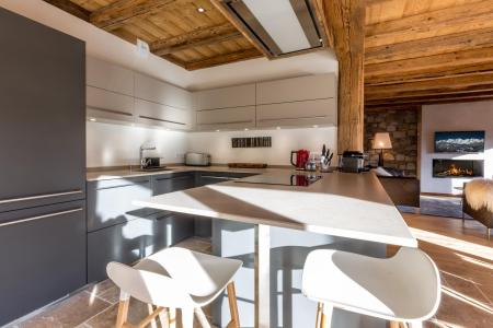 Rent in ski resort 6 room chalet 10 people - Sagalodge - La Clusaz - Kitchen