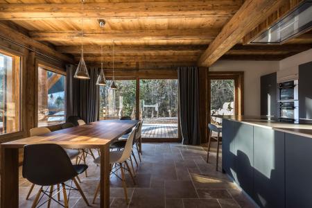 Location au ski Chalet 6 pièces 10 personnes - Sagalodge - La Clusaz - Séjour