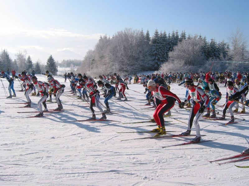 Ski verhuur Les Chalets du Berger - La Féclaz - Buiten winter