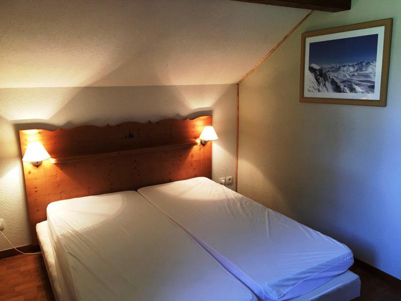 Аренда на лыжном курорте Шале, имеющий общую стену  4 комнат 8 чел. (M2) - Chalets la Crête du Berger - La Joue du Loup - Комната