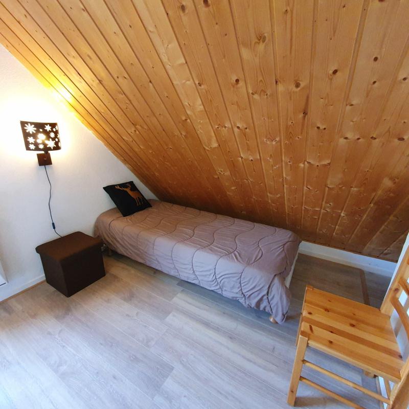 Rent in ski resort 3 room duplex semi-detached chalet 7 people (38) - Chalets Les Flocons du Soleil - La Joue du Loup - Bedroom