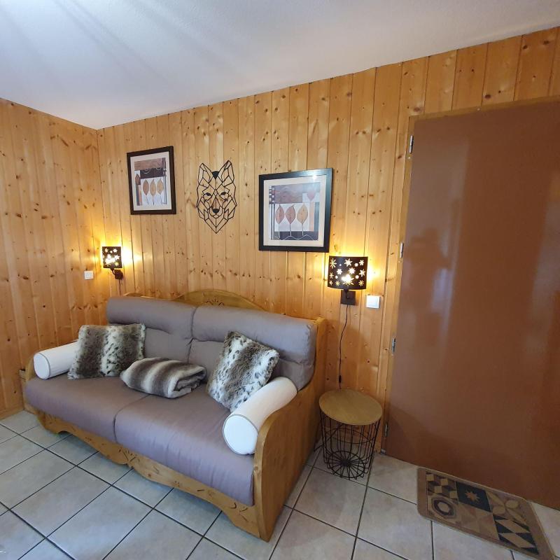 Rent in ski resort 3 room duplex semi-detached chalet 7 people (38) - Chalets Les Flocons du Soleil - La Joue du Loup - Living room