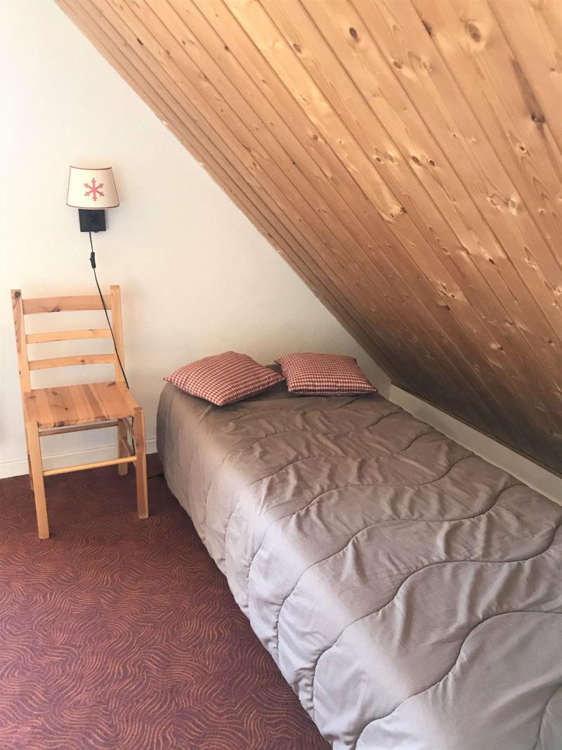 Skiverleih Doppelchalethälfte 3 Zimmer für 7 Personen (05) - Chalets Les Flocons du Soleil - La Joue du Loup - Schlafzimmer