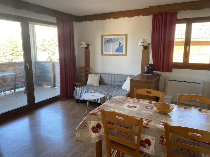 Rent in ski resort 2 room apartment 4 people (111) - Résidence Crête du Berger - La Joue du Loup - Apartment