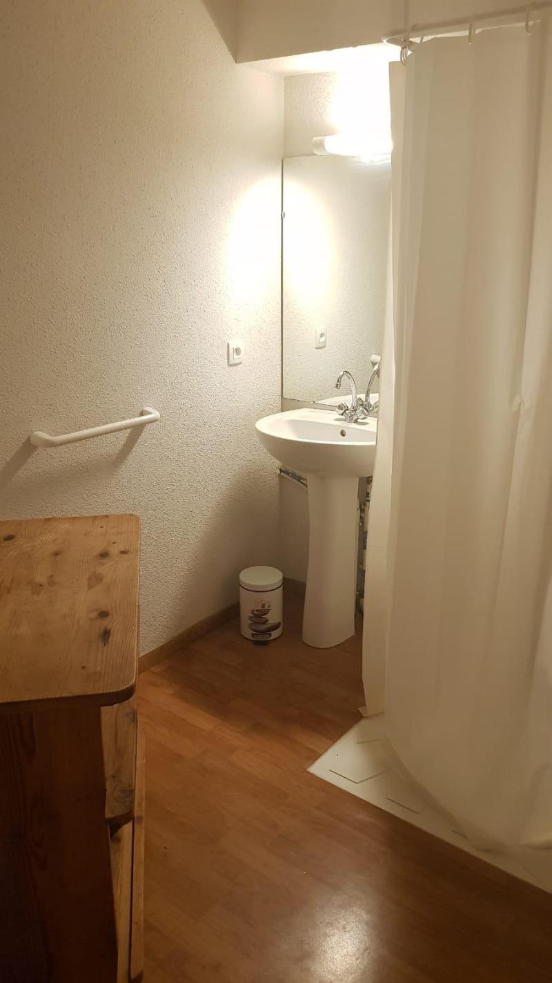 Ski verhuur Appartement 2 kamers bergnis 6 personen (403) - Résidence Crête du Berger - La Joue du Loup - Badkamer