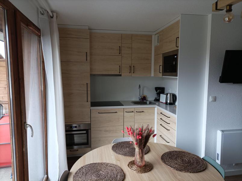 Ski verhuur Appartement 2 kamers bergnis 6 personen (413) - Résidence Crête du Berger - La Joue du Loup - Woonkamer