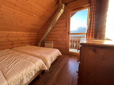Rent in ski resort 4 room duplex chalet 8 people (JDL220-0022) - Chalet 4 pièces - La Joue du Loup - Bedroom
