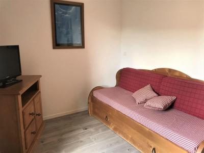 Skiverleih Doppelchalethälfte 3 Zimmer für 7 Personen (03) - Chalets Les Flocons du Soleil - La Joue du Loup - Wohnzimmer