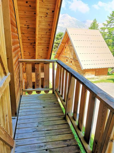 Skiverleih Doppelchalethälfte 3 Zimmer für 7 Personen (05) - Chalets Les Flocons du Soleil - La Joue du Loup - Balkon