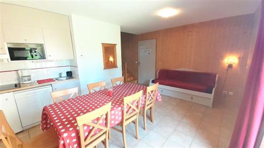 Rent in ski resort Semi-detached 3 room chalet 7 people (25) - Chalets Les Flocons du Soleil - La Joue du Loup - Living room