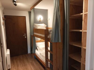 Ski verhuur Appartement 2 kamers bergnis 6 personen (413) - Résidence Crête du Berger - La Joue du Loup - Slaapnis