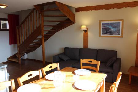 Ski verhuur Appartement 3 kamers 8 personen (823) - Résidence la Marmotte la Crête du Berger - La Joue du Loup - Woonkamer