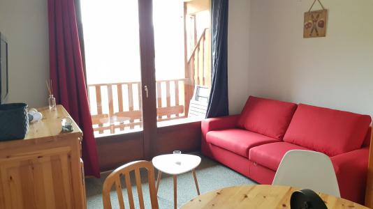 Rent in ski resort 2 room apartment sleeping corner 6 people (84) - Résidence le Soleil du Loup 2 - La Joue du Loup - Living room