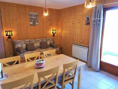 Rent in ski resort Semi-detached 3 room chalet 7 people (41) - Résidence Les Flocons du Soleil - La Joue du Loup - Living room