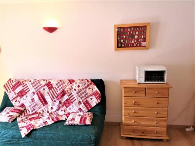 Skiverleih 2-Zimmer-Berghütte für 6 Personen (3F) - Résidence Les Terrasses  - La Joue du Loup - Sofa