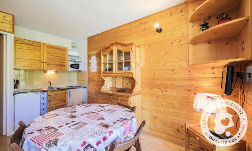 Vacanze in montagna Studio per 4 persone (Confort 25m²-3) - Résidence les Trois Soleils - Maeva Home - La Joue du Loup - Tavolo