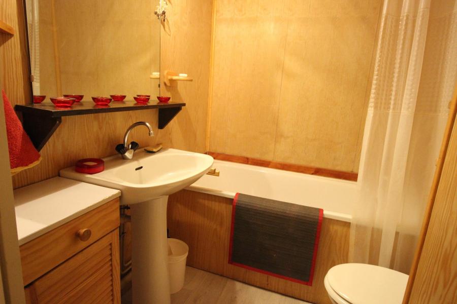 Wynajem na narty Apartament 2 pokojowy z alkową 6 osób (70D) - Chalets les Epervières - La Norma