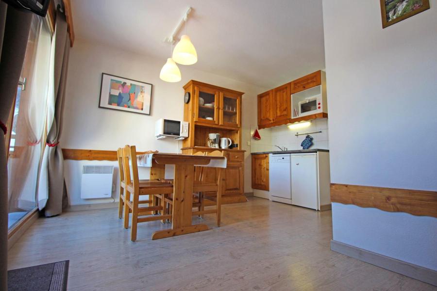 Ski verhuur Appartement 2 kamers 4 personen (1207) - Les Chalets de la Vanoise - La Norma - Woonkamer