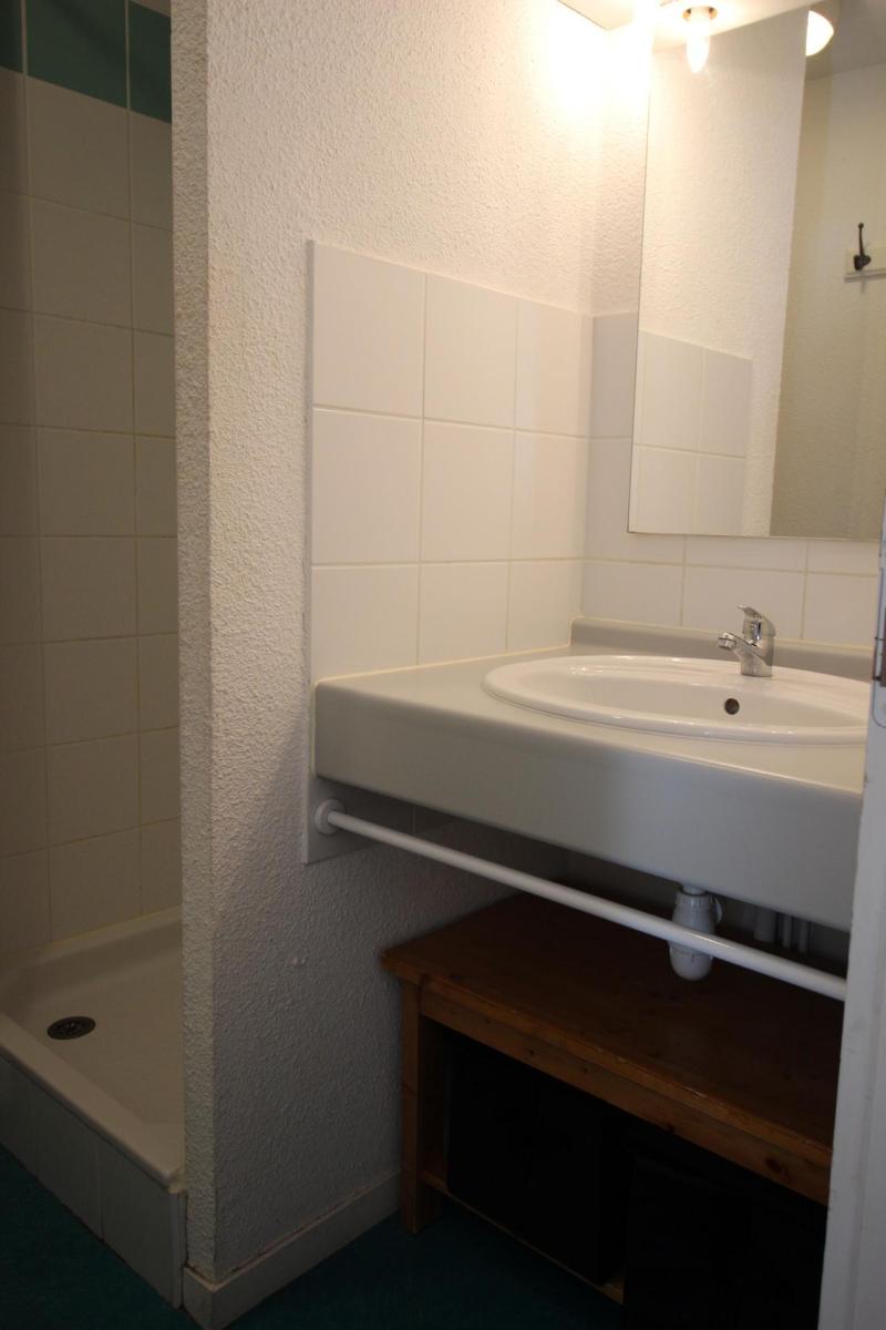 Rent in ski resort Studio sleeping corner 4 people (5104) - Les Chalets de la Vanoise - La Norma - Shower room