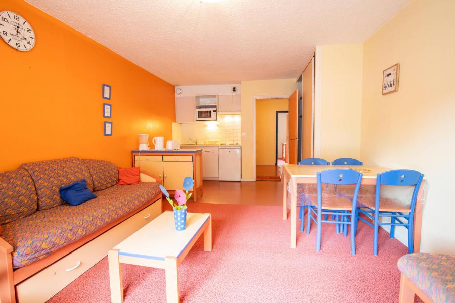 Wynajem na narty Apartament 2 pokojowy 4 osób (PR13CO) - Résidence le Pra - La Norma - Pokój gościnny