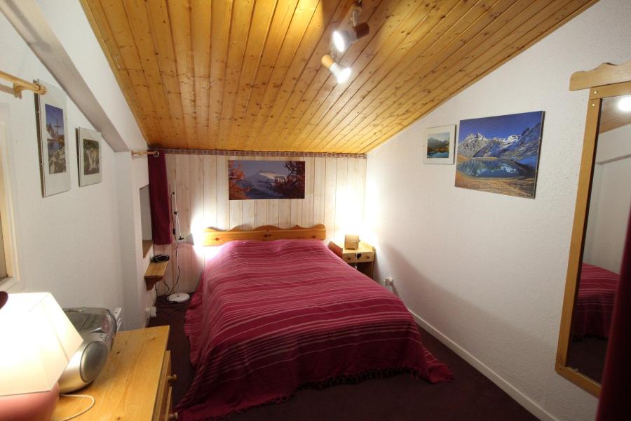 Rent in ski resort 3 room apartment 8 people (30E) - Résidence les Avenières - La Norma - Bedroom