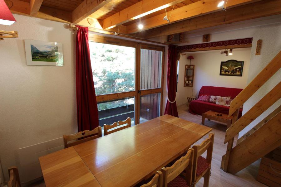 Rent in ski resort 3 room apartment 8 people (30E) - Résidence les Avenières - La Norma - Living room